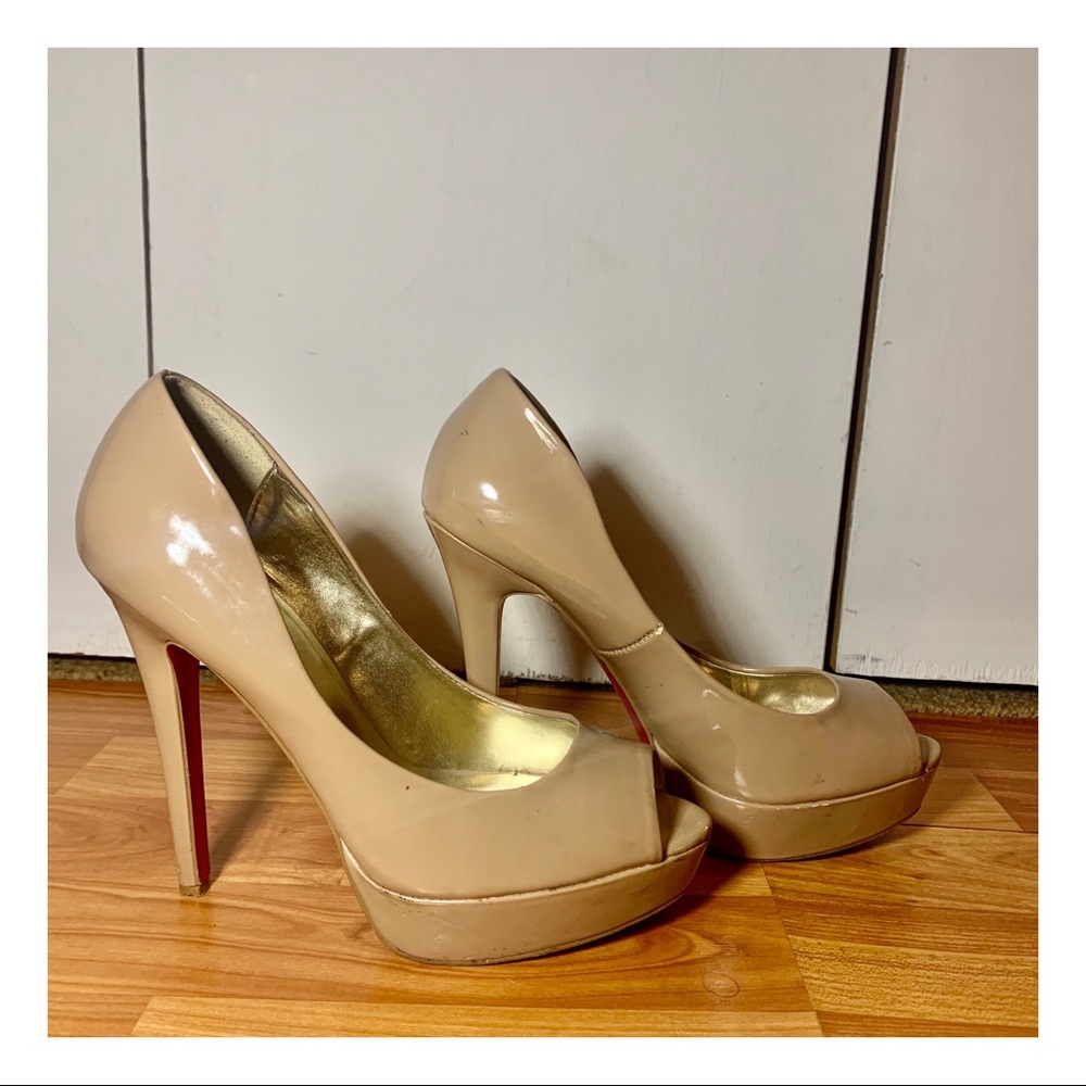 Open toe nude heels